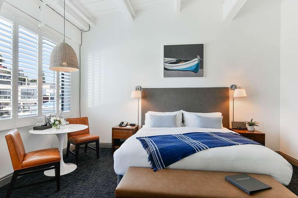Waters Edge Hotel Tiburon Szoba fotó